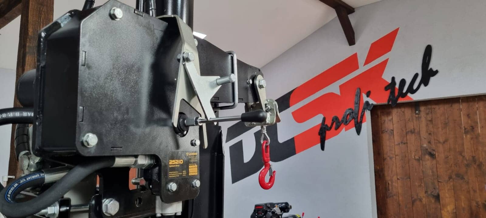 Hydraulický lanový navijak Jansen TSW-500 pre štiepačky TS-22, TS-30(K)