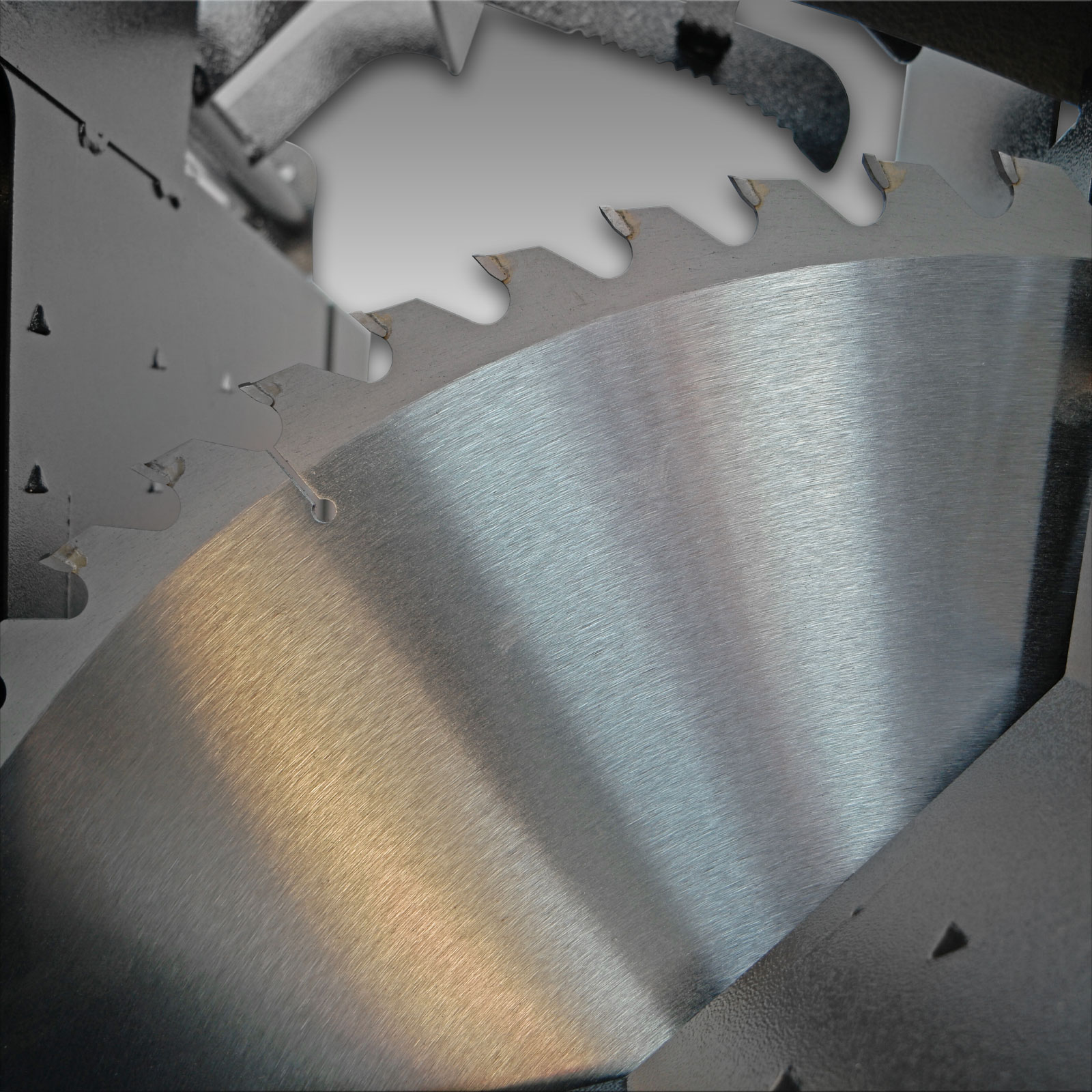 Jansen SMA-700 Kotúčová píla s benzínovým motorom, 700mm čepeľ